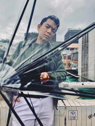 Đà Lạt đón mình bằng một chiều mây xám xịt với những cơn mưa phùn ướt vai. - ảnh 1 da lat don minh bang mot chieu may xam xit voi nhung con mua phun uot vai. - anh 1