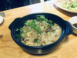 Cách chợ ĐL khoảng 3 cây số (gần cao đẳng Đà Lạt) có quán bán đồ ăn ngon xỉu up xỉu down mà ít người biết đến. - ảnh 3 cach cho dl khoang 3 cay so (gan cao dang da lat) co quan ban do an ngon xiu up xiu down ma it nguoi biet den. - anh 3