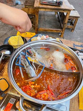 Hẹn hò 100k ở quận 1 - ảnh 4 hen ho 100k o quan 1 - anh 4