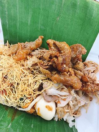 Xôi Gà Truyền Thống hơn 50 năm 😱 - Hai Bà Trưng Q3 - ảnh 1 xoi ga truyen thong hon 50 nam 😱 - hai ba trung q3 - anh 1