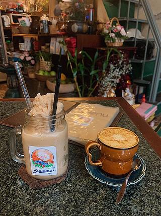 Quán cafe trong căn nhà Pháp cổ - ảnh 1 quan cafe trong can nha phap co - anh 1