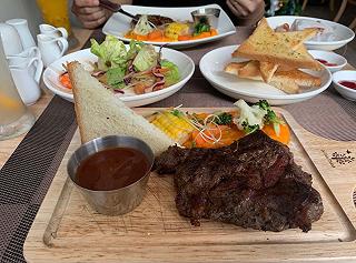 Van Steak - ảnh 3 van steak - anh 3