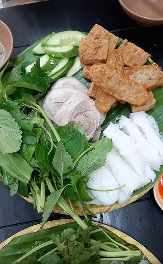 BÚN ĐẬU TRANG KHÀN - ảnh 1 bun dau trang khan - anh 1