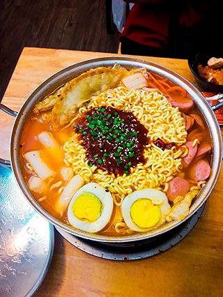 Hẻm Fastfood - ảnh 3 hem fastfood - anh 3