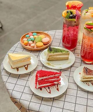 Tiệm Trà Tháng Tư - ảnh 1 tiem tra thang tu - anh 1