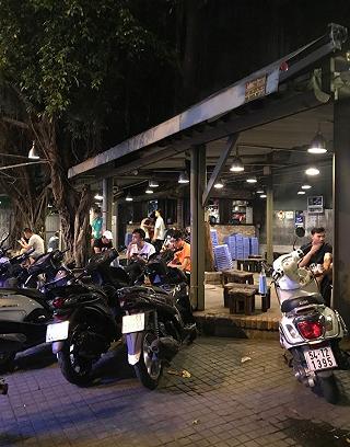 Cafe Ghế Đẩu
- ảnh 3 cafe ghe dau
- anh 3