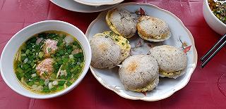Bánh căn ngon nên thử ở Đà Lạt - ảnh 1 banh can ngon nen thu o da lat - anh 1