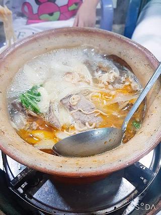 lẩu bò + bò nướng Hồ Bá Kiện - ảnh 2 lau bo + bo nuong ho ba kien - anh 2