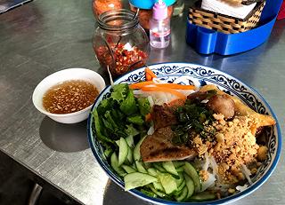Bún thịt nướng Chấn Hưng - ảnh 1 bun thit nuong chan hung - anh 1