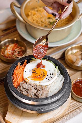 CHỈ VỚI 140K/NGƯỜI CHO BUỔI TIỆC TRÀ BÁNH TRONG KHÔNG GIAN SANG TRỌNG ✨ - ảnh 3 chi voi 140k/nguoi cho buoi tiec tra banh trong khong gian sang trong ✨ - anh 3