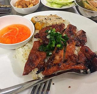 Bà Mười Cơmmm - ảnh 3 ba muoi commm - anh 3