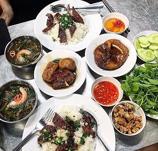 Bà Mười Cơmmm - ảnh 1 ba muoi commm - anh 1