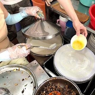 Bánh Cuốn Trứng Vạn Kiếp - ảnh 5 banh cuon trung van kiep - anh 5