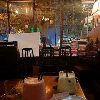 Chiêu Cafe Sách - ảnh 1 chieu cafe sach - anh 1