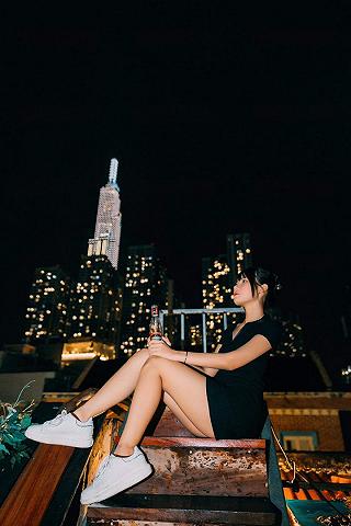 CHIẾC V̲I̲E̲W̲ XỊN XÒ VIEW LANDMARK 81 2PM ROOFTOP - ảnh 4 chiếc v̲i̲e̲w̲ xion xò view landmark 81 2pm rooftop - anh 4