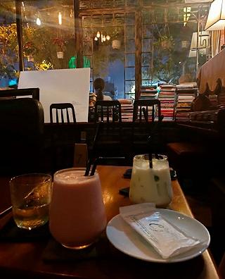 Chiêu Cafe Sách
- ảnh 1 chieu cafe sach
- anh 1