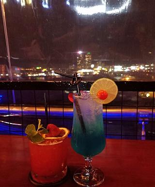 Vi Vu Rooftop - ảnh 1 vi vu rooftop - anh 1