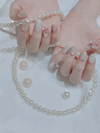 TỰ TIN CẦM 79K ĐI LÀM BỘ NAIL XINH XẮN - ảnh 1 tu tin cam 79k di lam bo nail xinh xan - anh 1