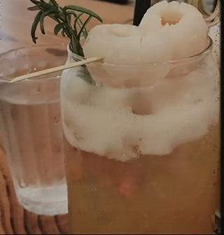 Say sưa Ollin Cafe đường Nguyễn Thị Thập - ảnh 2 say sua ollin cafe duong nguyen thi thap - anh 2