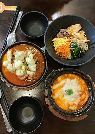 Hẻm FastFood đồ Hàn khá ngon 🙆♂️ - ảnh 1 hem fastfood do han kha ngon 🙆♂️ - anh 1