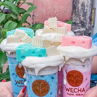 Trà sữa cải tiến thêm chút xanh xanh đỏ đỏ hồng hồng cho em nhỏ nó mừng 🫐🍓 - ảnh 1 tra sua cai tien them chut xanh xanh do do hong hong cho em nho no mung 🫐🍓 - anh 1