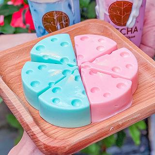 Trà sữa cải tiến thêm chút xanh xanh đỏ đỏ hồng hồng cho em nhỏ nó mừng 🫐🍓 - ảnh 4 tra sua cai tien them chut xanh xanh do do hong hong cho em nho no mung 🫐🍓 - anh 4
