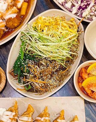 NGẬP MIỆNG GÀ CAY PHOMAI CHỈ 89K - ảnh 3 ngap mieng ga cay phomai chi 89k - anh 3