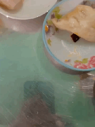 NGƯỜI TA DẬY SỚM ĐỂ THÀNH CÔNG CÒN TUI DẬY SỚM ĐỂ ĐI ĂN DIMSUM 😆 - ảnh 1 nguoi ta day som de thanh cong con tui day som de di an dimsum 😆 - anh 1