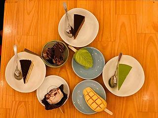 ĂN THỬ QUE KEM SIÊU XỊN MỊN 😛😛 - ảnh 1 an thu que kem sieu xin min 😛😛 - anh 1