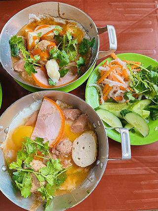 ĂN SÁNG BÁNH MÌ CHẢO SIÊU CHẤT LƯỢNG GIỮA QUẬN 1 - ảnh 2 an sang banh mi chao sieu chat luong giua quan 1 - anh 2