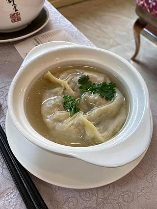 NHÀ HÀNG HOA YÊU THÍCH CỦA MÌNH - ảnh 6 nha hang hoa yeu thich cua minh - anh 6