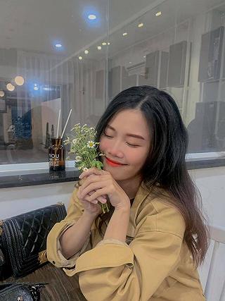 LẠI THÊM QUÁN TONE TRẮNG SIÊU CUTE - ảnh 4 lai them quan tone trang sieu cute - anh 4