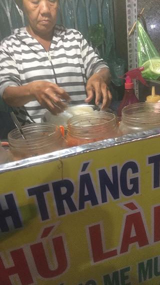 Bánh tráng chú Lành - ảnh 2 banh trang chu lanh - anh 2