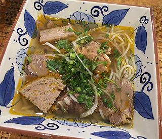 Bún Bò Nam Giao - ảnh 1 bun bo nam giao - anh 1
