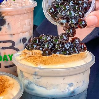 “Người yêu có thể bỏ, nhưng trà sữa không thể bỏ một ly! - ảnh 1 “người yêu có thể bỏ, nhưng trà sữa không thể bỏ moôt ly! - anh 1
