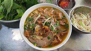 Phở Bò Nấu Vang - ảnh 5 pho bo nau vang - anh 5