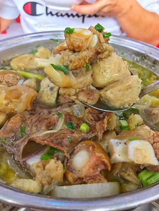 CHÁN CƠM THÈM PHỞ TỚI NGAY ĐẠI TIỆC PHỞ LẨU BÒ XUÂN MAI - ảnh 2 chan com them pho toi ngay dai tiec pho lau bo xuan mai - anh 2