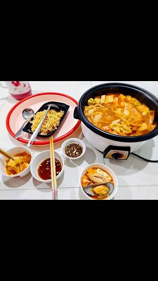 Lẩu kim chi topokki full topping - ảnh 2 lau kim chi topokki full topping - anh 2