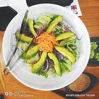 Sushi Haru - Quán ăn kinh điển của mọi giới trẻ - ảnh 1 sushi haru - quan an kinh dien cua moi gioi tre - anh 1
