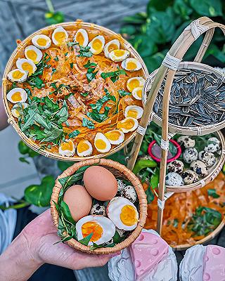 Rủ hội chị em độc thân dzui tánh trải lòng 8/3 bên chiếc trà sữa kem dâu 🍓 kèm cục phô mai dâu 🤤 - ảnh 2 ru hoi chi em doc than dzui tanh trai long 8/3 ben chiec tra sua kem dau 🍓 kem cuc pho mai dau 🤤 - anh 2