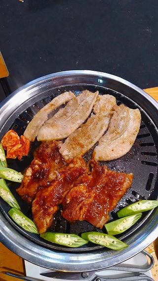 BBq q4 ngon bổ rẻ - ảnh 1 bbq q4 ngon bo re - anh 1