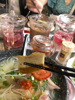 Bún chả cá Nha Trang Yến - Dân địa phương: “Gần chuẩn vị” - ảnh 3 bun cha ca nha trang yen - dan dia phuong: “gan chuan vi” - anh 3