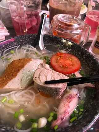 Bún chả cá Nha Trang Yến - Dân địa phương: “Gần chuẩn vị” - ảnh 4 bun cha ca nha trang yen - dan dia phuong: “gan chuan vi” - anh 4