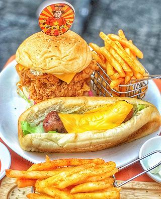 Xúc xích Đức Anh Ba Tây - Đồ ăn ngon mà giá bình dân, nhìn mà hổng nỡ giảm cân - ảnh 2 xuc xich duc anh ba tay - do an ngon ma gia binh dan, nhin ma hong no giam can - anh 2