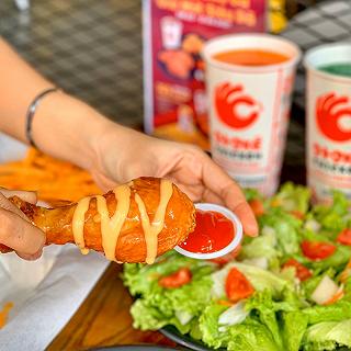 TIN HOT!. 3 người đi ăn gà Otoke chỉ 169k còn được TẶNG thêm phần khoai tây lắc - ảnh 1 tin hot!. 3 nguoi di an ga otoke chi 169k con duoc tang them phan khoai tay lac - anh 1