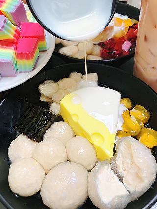 “TÀ TỮA” PHÔ MAI VIÊN TO ĐÙNG THÊM KHÚC BẠCH NGŨ SẮC ĂN HỔNG MÊ NỮA THÌ THÔIIIII 😌 - ảnh 4 “ta tua” pho mai vien to dung them khuc bach ngu sac an hong me nua thi thoiiiii 😌 - anh 4