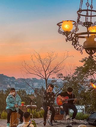 Em ơi, đi đà lạt nữa nhé.. Lululola đang đợi mình đó em... - ảnh 1 em oi, di da lat nua nhe.. lululola dang doi minh do em... - anh 1