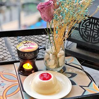 THƯỞNG THỨC MÓN CÀ PHÊ TRỨNG VẼ THỦ CÔNG TRANH PHONG CẢNH TẠI 2PM COFFEE - ảnh 4 thuong thuc mon ca phe trung ve thu cong tranh phong canh tai 2pm coffee - anh 4