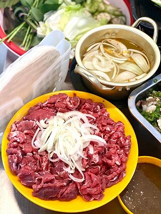 Xỉu lên xỉu xuống cùng các món bò thơm ngon tại Bò Né Cô Út - ảnh 2 xiu len xiu xuong cung cac mon bo thom ngon tai bo ne co ut - anh 2