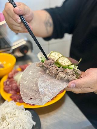 Xỉu lên xỉu xuống cùng các món bò thơm ngon tại Bò Né Cô Út - ảnh 6 xiu len xiu xuong cung cac mon bo thom ngon tai bo ne co ut - anh 6